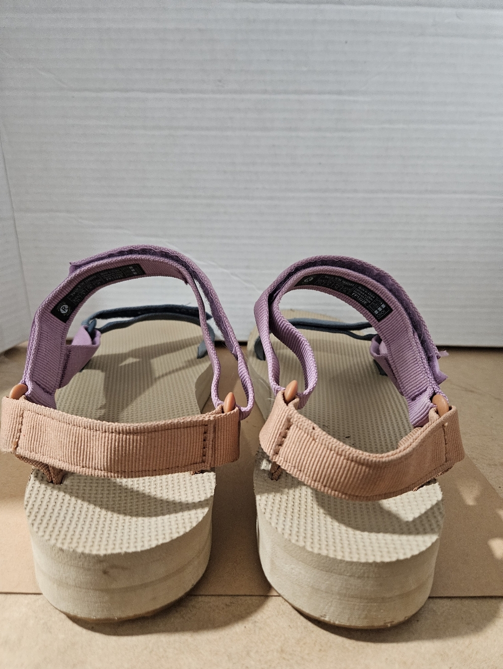Teva Original Womens Universal Sandals. Size 11. Desert Multicolor (Bin9) - Picture 3 of 11